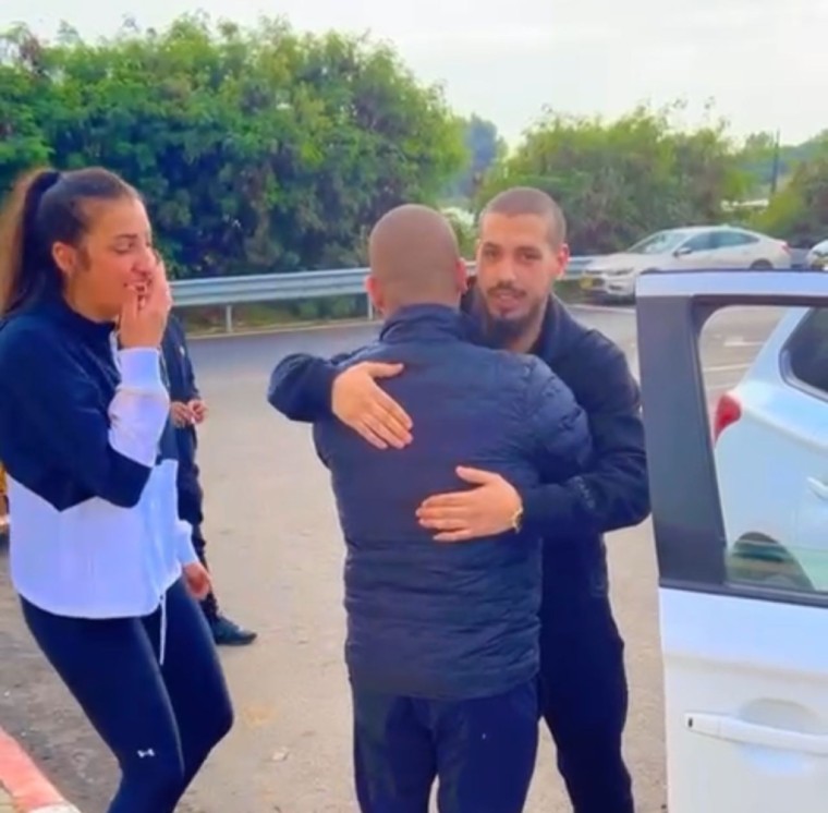 إطلاق سراح أحد معتقلي هبة الكرامة محمد العاوور من اللد