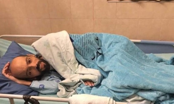 الاحتلال يمنع عائلة الأسير عواودة من زيارته ويعقد جلسة محكمة له