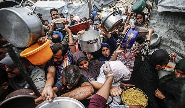 غزّة بين الصفقة وتصعيد حرب الإبادة