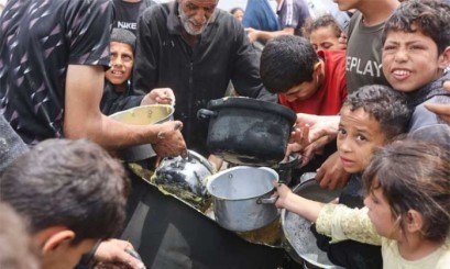إسرائيل تصعّد حربها في ظل انقسام داخلي وضغط دولي