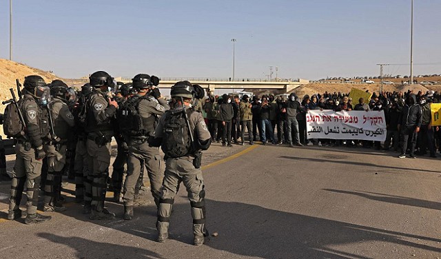 لتغيير تركيبة السكان ومصادرة أراضيهم..مخطط إسرائيلي جديد يستهدف القرى في النقب