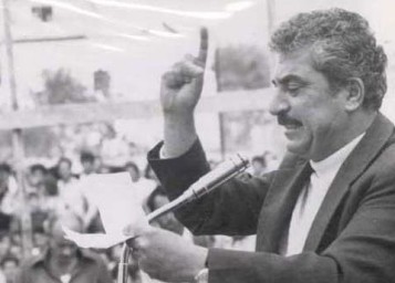 "في اللد والرملة والجليل"..28 عامًا على رحيل الشاعر الفلسطيني توفيق زيّاد
