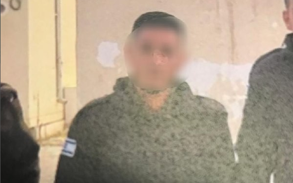 "الشاباك" يعلن عن اعتقال شاب من النقب بزعم تجنيده من غزة