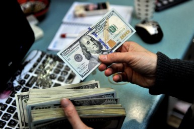 مجلة “ناشيونال ريفيو” :"واشنطن ليست مستعدة لارتفاع أسعار الفائدة"