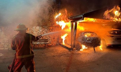 حرق 3 مركبات في حيفا