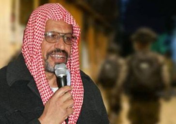 بعد مناشدات عديدة.. الشيخ يوسف الباز يعلن تعليق إضرابه عن الطعام