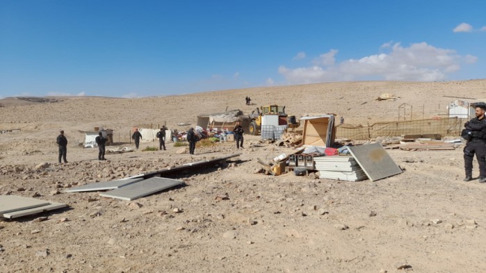 السلطات الإسرائيلية تهدم مسكن عائلة أبو عصيدة في البقيعة بالنقب
