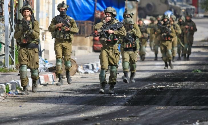 بينهم 14 ماتوا منتحرين..44 جنديًا إسرائيليًا قتلوا خلال عام 2022