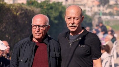 وزير الجيش الإسرائيلي يصادق على مصادرة مئات آلاف الشواكل من الأسيرين ماهر وكريم يونس