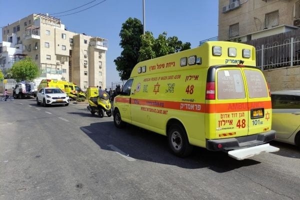 إصابة سيدة بجريمة طعن في الزرازير