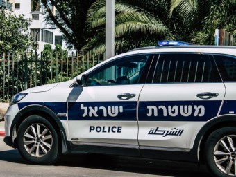 اعتقال شرطي إسرائيلي وشقيقه عقب اغتصاب شقيقتهم