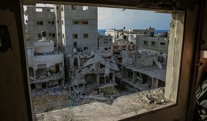 تغطية صحفية: "الاحتلال يواصل عدوانه على غزة..ارتقاء ما يزيد عن 6 آلاف فلسطيني"