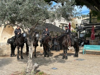 تواجد كثيف للشرطة الإسرائيلية في الناصرة لمنع تظاهرة ملغية