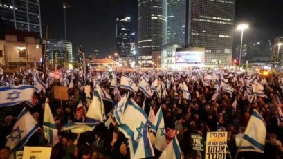 جدل في مكتب نتنياهو..كبيرة الخبراء الاقتصاديين في "إسرائيل" تحذر من خطة "إضعاف القضاء"