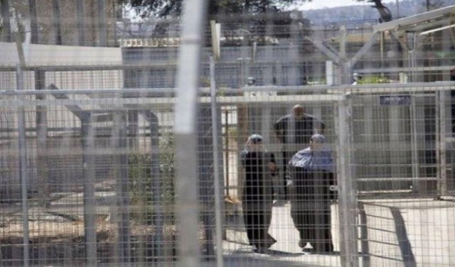 الأسيرات الفلسطينيات في سجن "الدامون" يبرقن رسالة إلى المرأة الفلسطينية