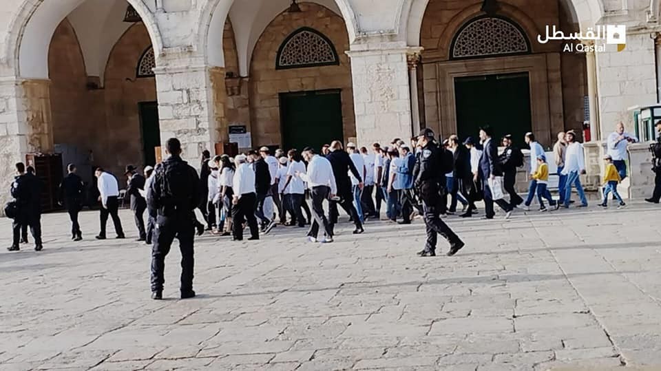 تأهب واستنفار في القدس قبيل "مسيرة الأعلام"..ومستوطنون يقتحمون الأقصى
