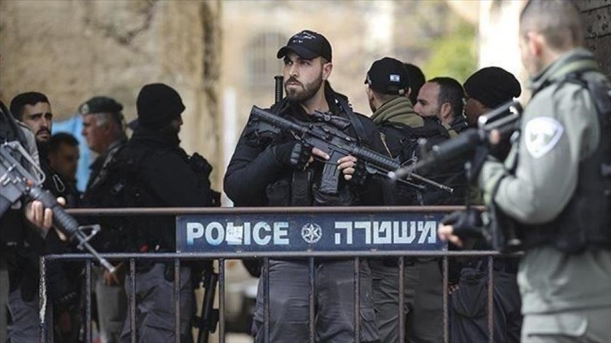 الشرطة الإسرائيلية تعتزم تقديم طلب يسمح يسمح بالتجسس على الفلسطينيين بأراضي48