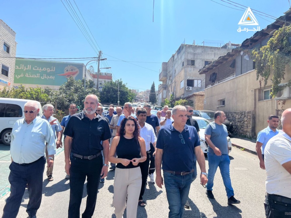 بالفيديو| تظاهرة احتجاجية في عرابة البطوف ضد العنف والجريمة وتواطؤ الشرطة الإسرائيلية