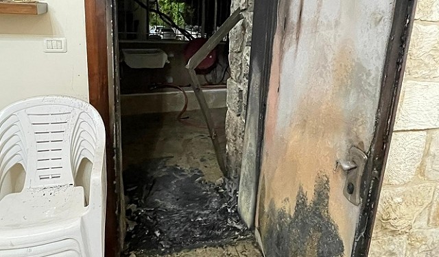 إحراق منزل تعود ملكيته لمرشح رئاسة مجلس جديدة المكر عفيف الحاج