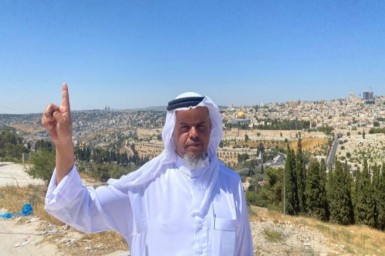 الشرطة الإسرائيلية تعتقل الشيخ أسامة العقبي وزوجته