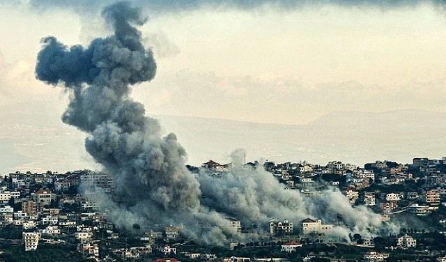 الجيش الإسرائيلي يستهدف مواقع وبلدات في جنوب لبنان