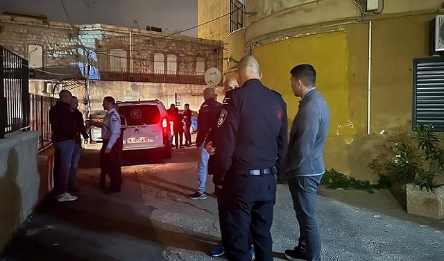 إصابة شابين بجروح خطيرة بجريمة في مدينة طمرة