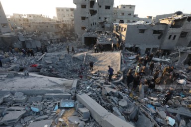 هآرتس تكشف: وفاة 27 معتقلًا من غزة منذ بدء الحرب في المعسكرات الإسرائيلية