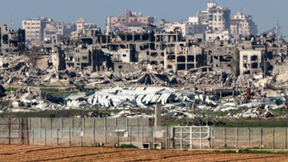 عضو كنيست يكشف: الحكومة الإسرائيلية تدرس إعادة الاستيطان إلى غزة