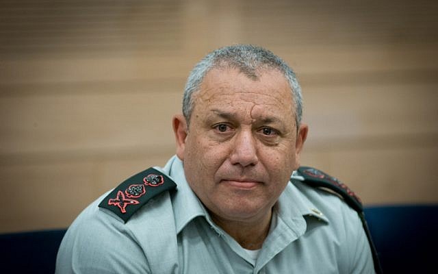 آيزنكوت يهاجم نتنياهو: يتعامل مع إعادة المحتجزين وكأنها مفاوضات ائتلافية