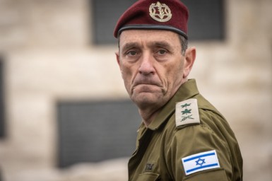 العليا الإسرائيلية تنظر بالتماس مقدم ضد تعيينات أجراها هاليفي بالجيش الإسرائيلي