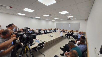 قيادات النقب تعقد اجتماعًا طارئًا في رهط وتدعو لخطوات احتجاجية ضد الجريمة