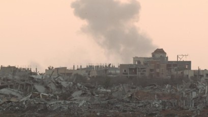 منظمات حقوقية: سياسة “الهجرة الطوعية” من غزة تُمثّل ترحيلاً قسريًا وترقى إلى جرائم حرب